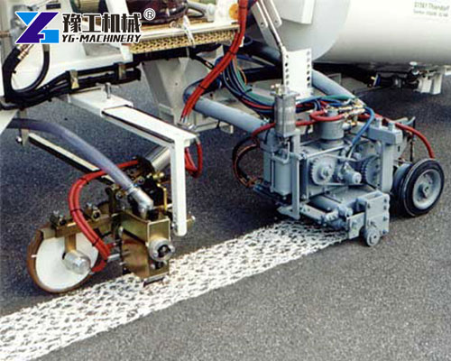 Cold Plastic Application For Roads