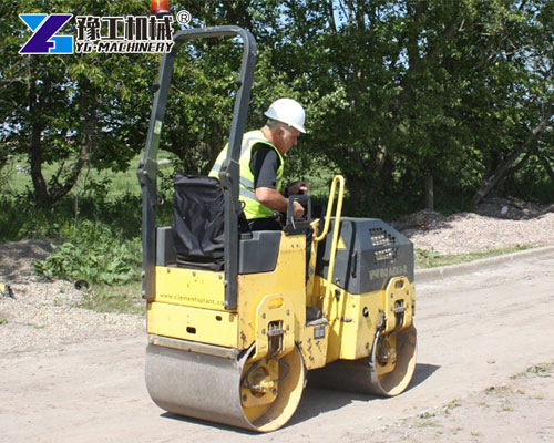 Ride-On Compactor