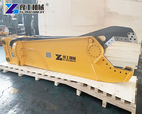 Eagle Shaped Demolition Shear