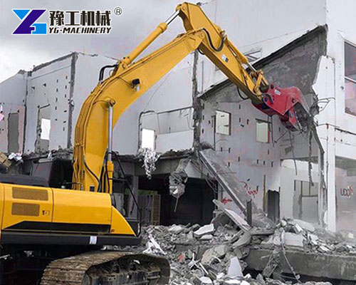 Excavator Concrete Pulverizer Work