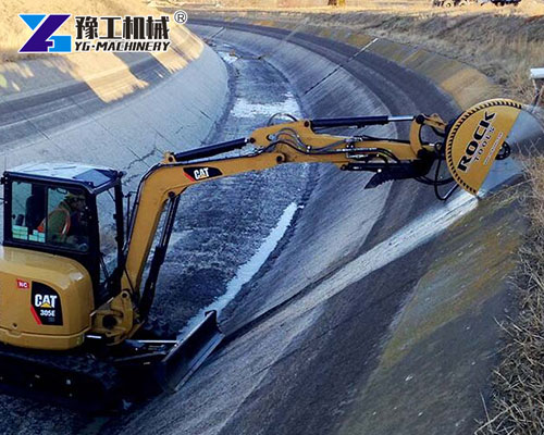 Excavator Concrete Saw Attachment