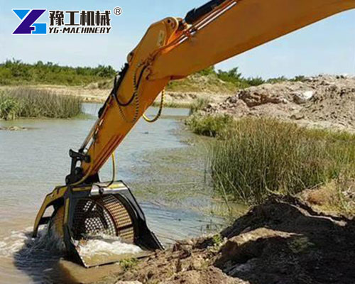 Excavator Screener