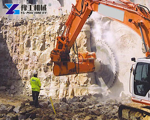 Rock Saws for Excavators