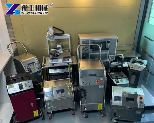 Dry Ice Cleaner for Mold Maintenance