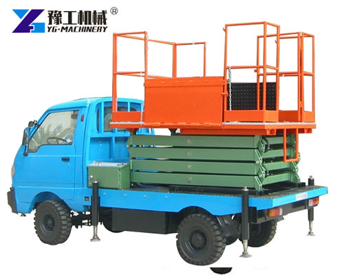 Truck With Scissor Lift