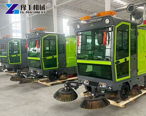 Battery-powered floor sweeper