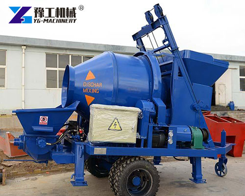 Compact concrete pump with mixer setup