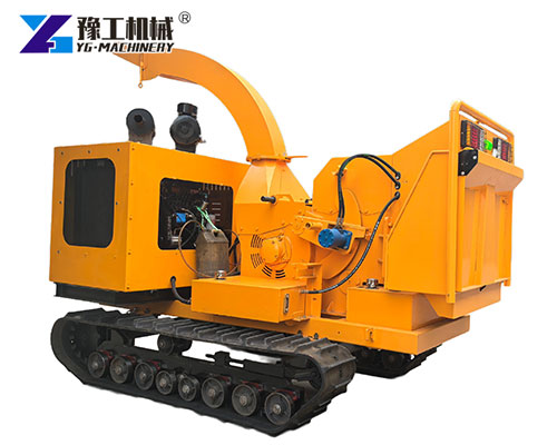 Crawler wood chipper machine