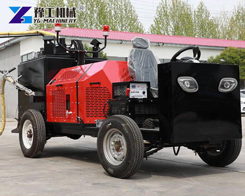 Honda-Powered Asphalt Crack Filling Machine