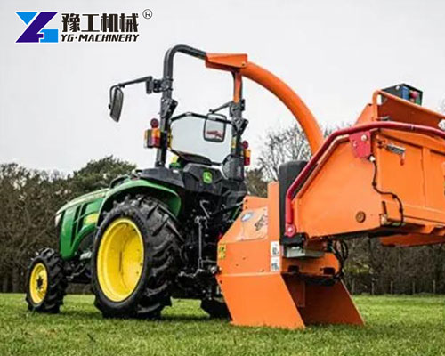 Large-capacity tractor wood chipper