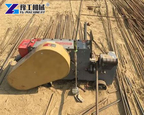 Automatic rebar cutting machine in operation