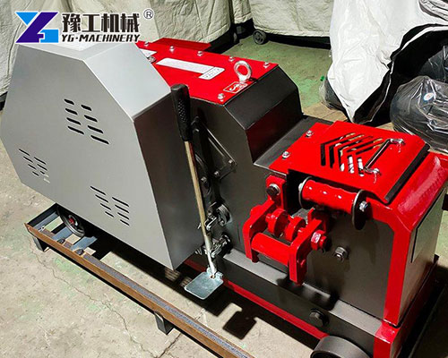 Compact rebar cutter with sharp durable cutting blades
