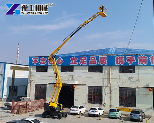 Diesel-powered Knuckle Boom Cherry Picker for outdoor use