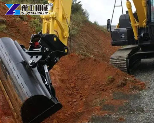 Mini Excavator Tilt Grading Bucket in Road Work