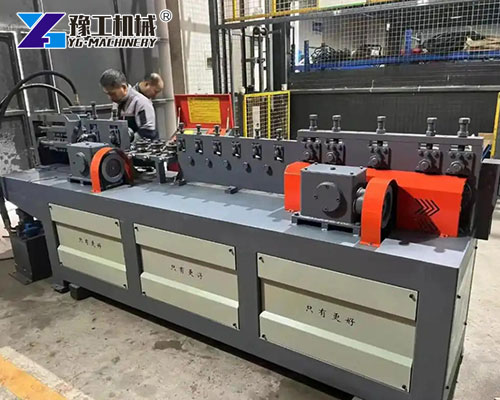 Construction company using rebar straightening cutting machine