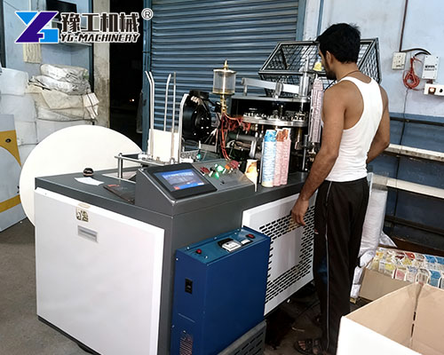 Customer operating fully automatic paper cup machine