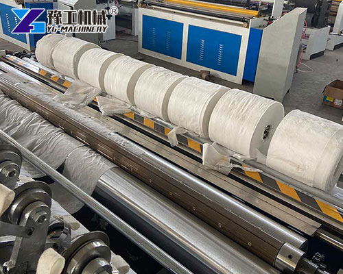 Precision toilet paper slitting machine cutting roll