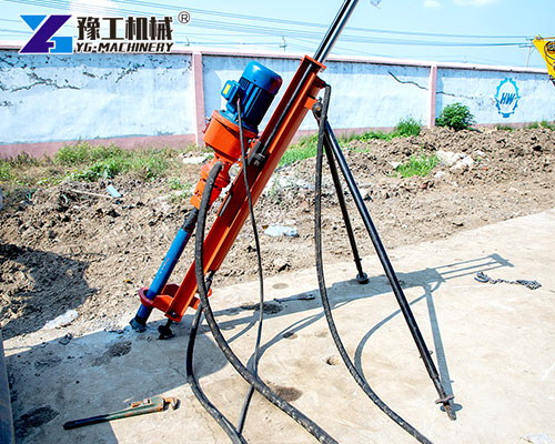 Small DTH drilling rig for foundation ground work