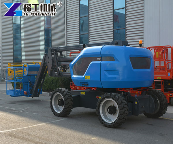 360-Degree Rotation Articulated Boom Lift for Precision