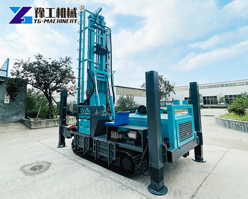 Easy-to-operate pneumatic water well drilling rig
