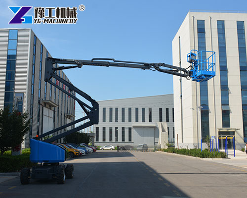 Electric Self-Propelled Boom Lift Working Indoors