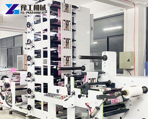 Industrial flexographic printing press with precise color