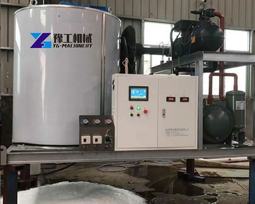 industrial ice machine with air cooling