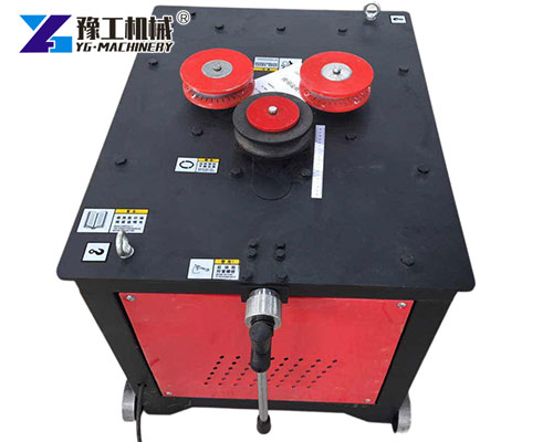 Steel bar curving machine for construction projects